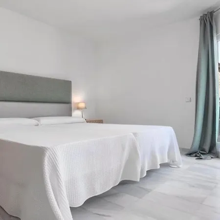 Paca Villa